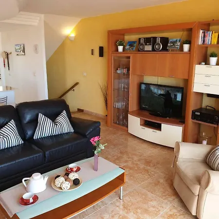Holiday home Roque Del Conde With Private Pool, Terrace With Fantastic Sea Views, Wifi, Garden, Garage Adeje